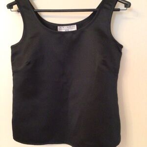 Jessica Howard Sleeveless Site Slit Tank Top